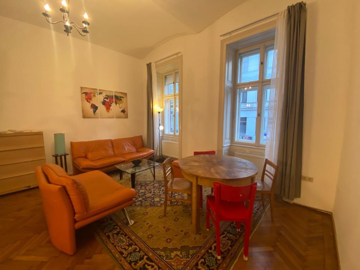 Charming Loft In Margareten District Of Wien Zimmer foto